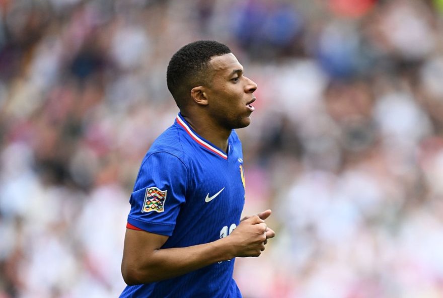 mbappe-alcanca-50-gols-e-se-destaca-na-liga-das-nacoes-20242F25-e-no-real-madrid