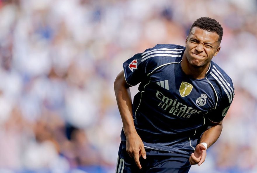 mbappe-brilha-em-vitoria-do-real-madrid-e-jornais-espanhois-exaltam-atuacao-22vale-por-tres22