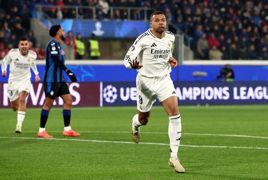 mbappe-deixa-jogo-do-real-madrid-com-dores3A-nova-preocupacao-para-o-time-merengue