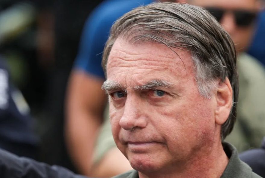 medica-citou-risco-de-morte-ao-transferir-bolsonaro-para-hospital-em-brasilia medica-citou-risco-de-morte-ao-transferir-bolsonaro-para-hospital-em-brasilia