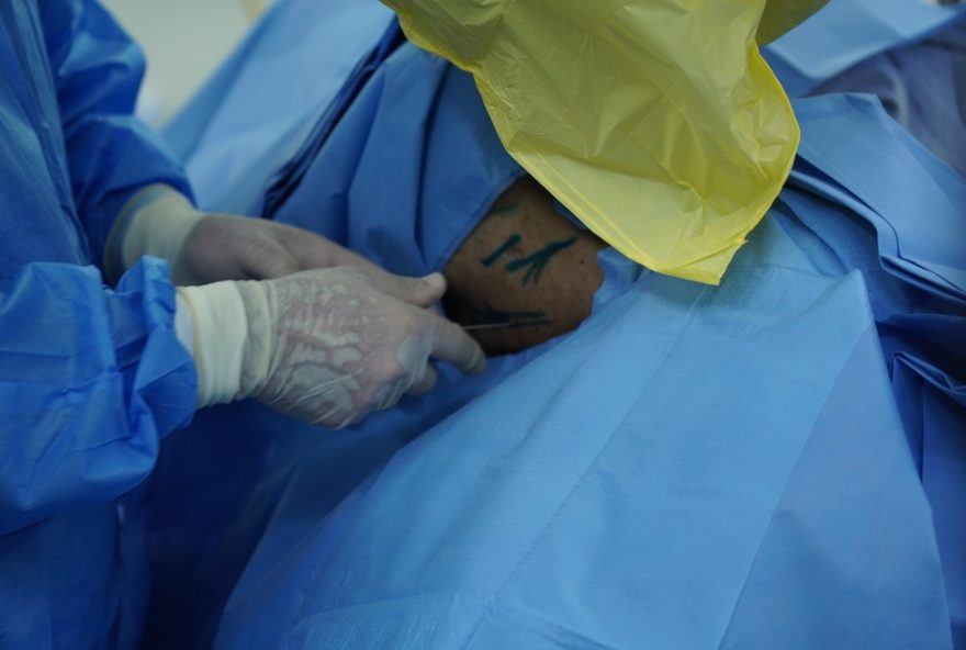 medico-ortopedista-condenado-por-cobrar-por-cirurgias-no-sus medico-ortopedista-condenado-por-cobrar-por-cirurgias-no-sus