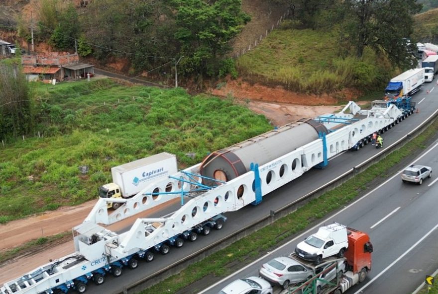 megacarreta-com-6362C5-toneladas2C-desvio-de-400-km3A-logistica-da-megacarga-na-fernao-dias megacarreta-com-6362C5-toneladas2C-desvio-de-400-km3A-logistica-da-megacarga-na-fernao-dias