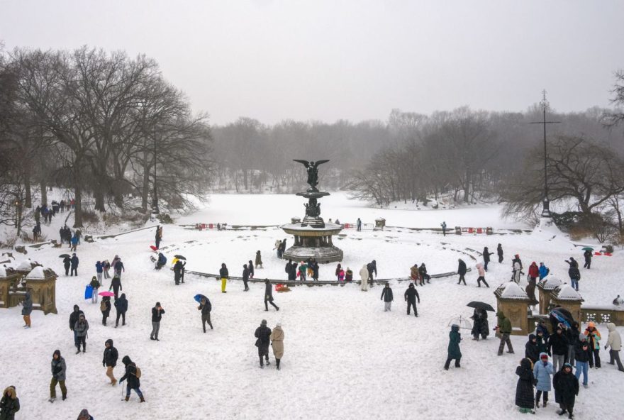 megatempestade-nos-eua-impacta-voos-de-guarulhos2C-brasil3A-cancelamentos-e-atrasos-devido-as-condicoes-climaticas-adversas megatempestade-nos-eua-impacta-voos-de-guarulhos2C-brasil3A-cancelamentos-e-atrasos-devido-as-condicoes-climaticas-adversas