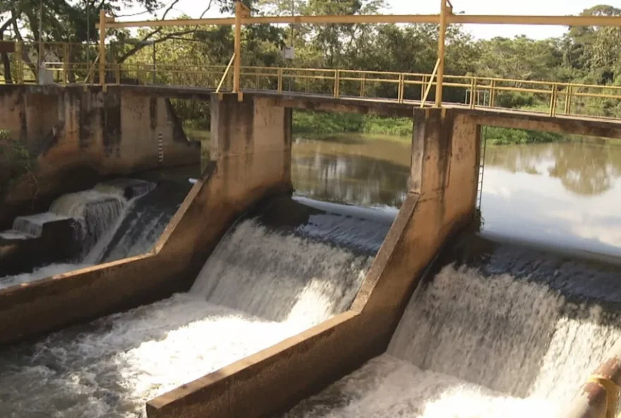 Tendência de enfrentar a estiagem com menor ou nenhum risco de desabastecimento é resultado de ações conjuntas realizadas desde 2019.
(Foto: Reprodução/TV Anhanguera)