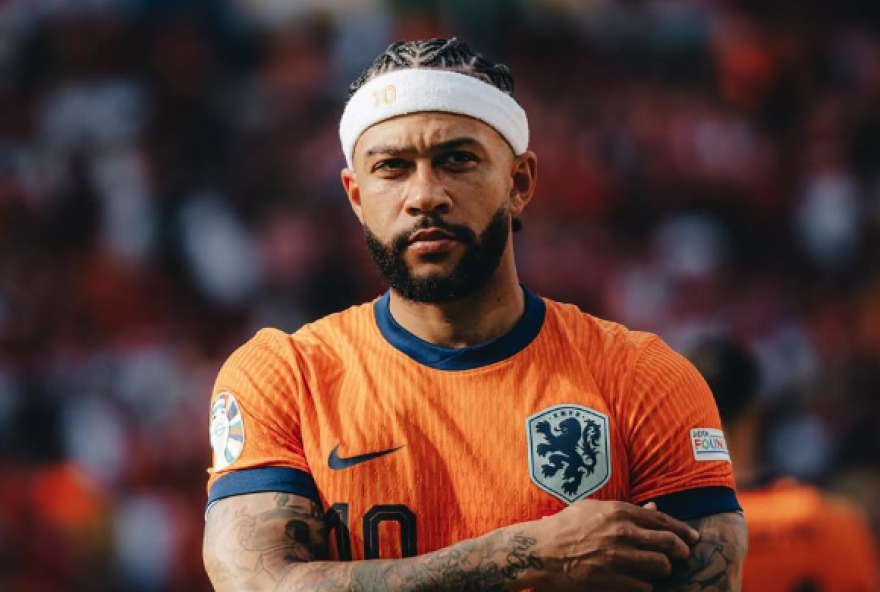 memphis-depay-e-convocado-para-as-quartas-de-final-da-nations-league3A-tecnico-da-holanda-faz-visita-ao-corinthians-para-acompanhar-o-camisa-10