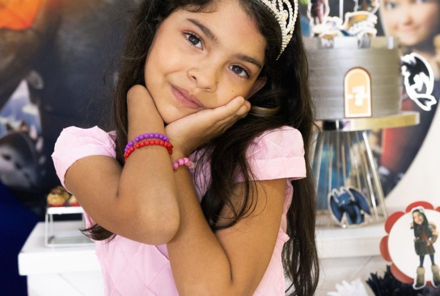 menina-de-7-anos-com-imunodeficiencia-luta-para-preservar-visao-em-tratamento-com-celulas-tronco-em-sao-paulo menina-de-7-anos-com-imunodeficiencia-luta-para-preservar-visao-em-tratamento-com-celulas-tronco-em-sao-paulo