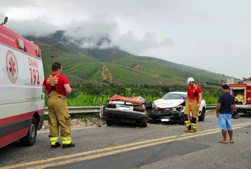 menino-de-11-anos-sobrevive-a-tragico-acidente-que-vitimou-seus-pais2C-avo-e-tia-em-mg menino-de-11-anos-sobrevive-a-tragico-acidente-que-vitimou-seus-pais2C-avo-e-tia-em-mg