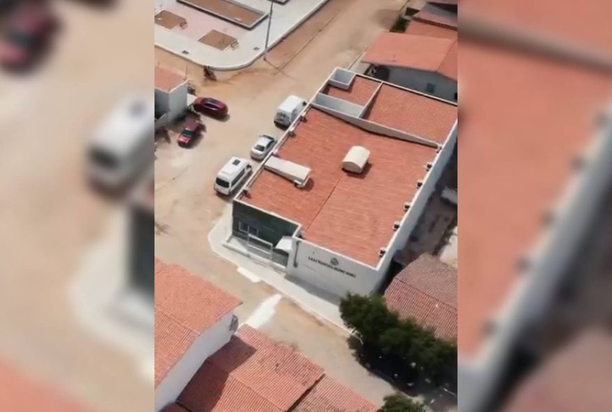 menino-de-3-anos-morre-engasgado-com-uva-em-escola-do-ceara3A-especialista-orienta-primeiros-socorros