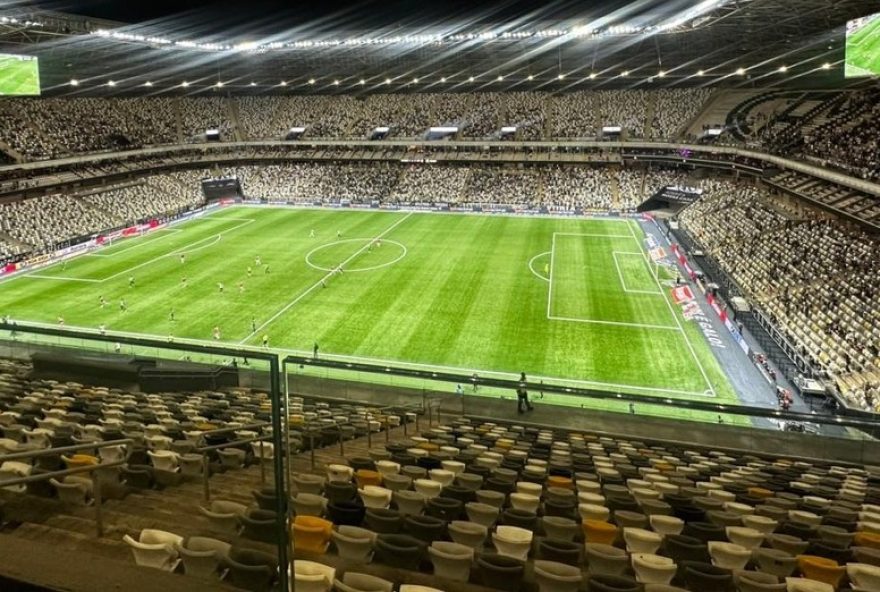 menor-publico-na-historia-da-arena-mrv3A-apenas-10.132-torcedores-presentes menor-publico-na-historia-da-arena-mrv3A-apenas-10.132-torcedores-presentes