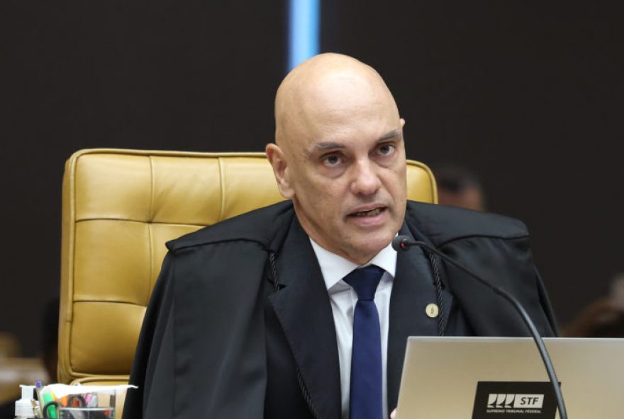 mensagem-de-vorcaro-esta-em-pasta-com-iraja-e-viviane-barci