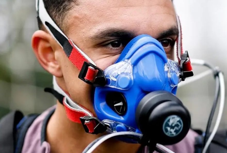 metodo-pintus-no-futebol3A-real-madrid-treina-com-mascaras-de-alta-tecnologia metodo-pintus-no-futebol3A-real-madrid-treina-com-mascaras-de-alta-tecnologia