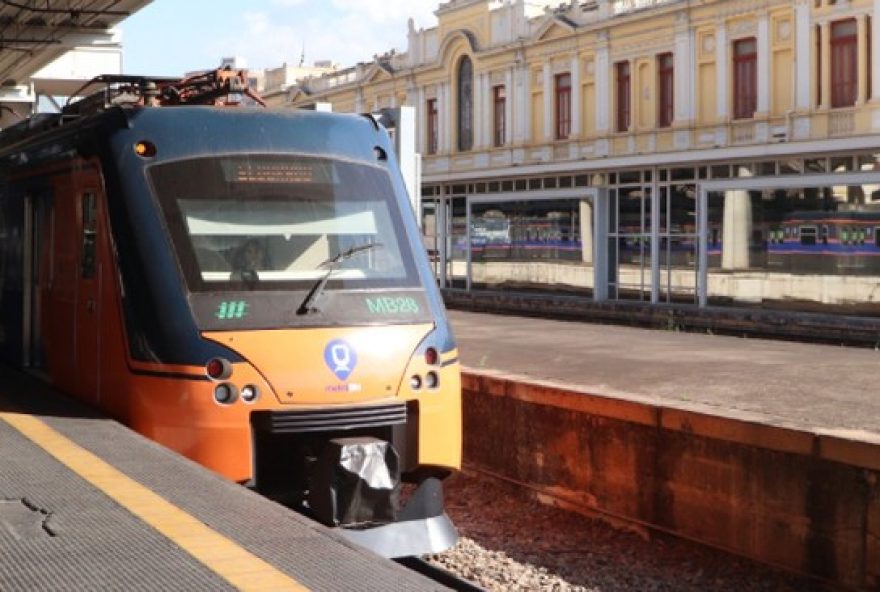 metro-bh3A-tempo-de-espera-acima-de-20-minutos-devido-a-obras-de-revitalizacao