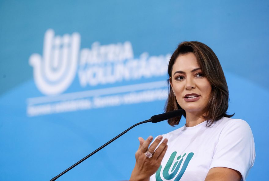 michelle-bolsonaro-critica-alianca-com-ciro-gomes-no-ceara-e-expoe-racha-na-base-bolsonarista