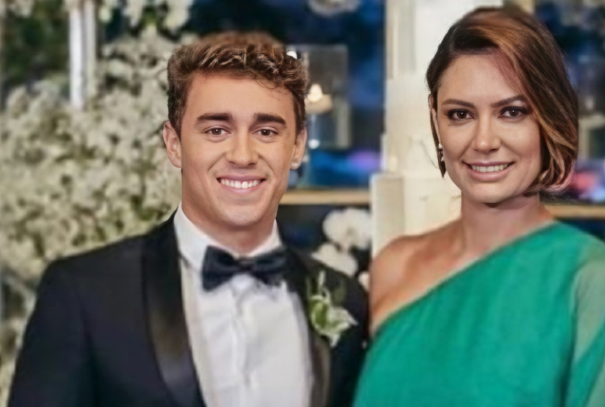 michelle-bolsonaro-elogia-nikolas-ferreira-apos-ato-em-brasilia-e-aumenta-atrito-com-filhos-de-bolsonaro michelle-bolsonaro-elogia-nikolas-ferreira-apos-ato-em-brasilia-e-aumenta-atrito-com-filhos-de-bolsonaro