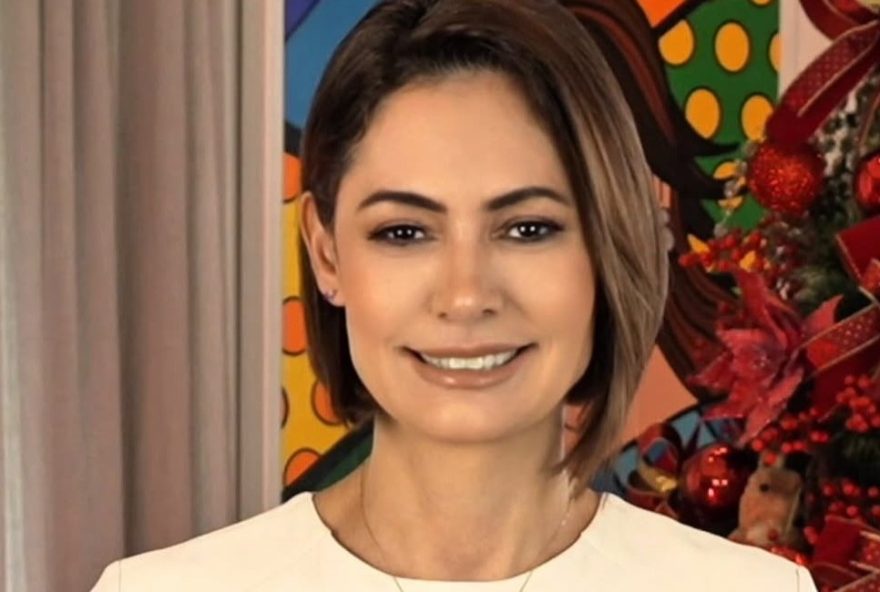 michelle-bolsonaro-utiliza-apelo-religioso-e-critica-traicoes-em-pronunciamento michelle-bolsonaro-utiliza-apelo-religioso-e-critica-traicoes-em-pronunciamento