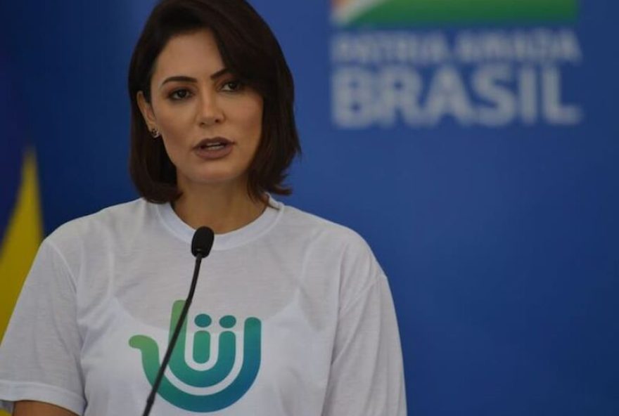 michelle-critica-alegoria-de-bolsonaro-como-palhaco-atras-das-grades michelle-critica-alegoria-de-bolsonaro-como-palhaco-atras-das-grades