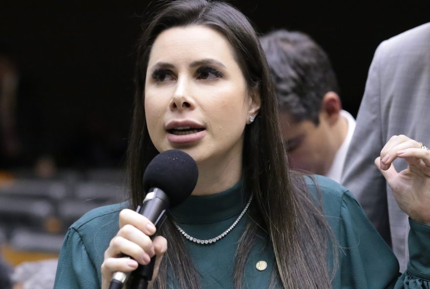 michelle-reafirma-apoio-a-carol-de-toni-em-disputa-por-vaga-em-sc michelle-reafirma-apoio-a-carol-de-toni-em-disputa-por-vaga-em-sc