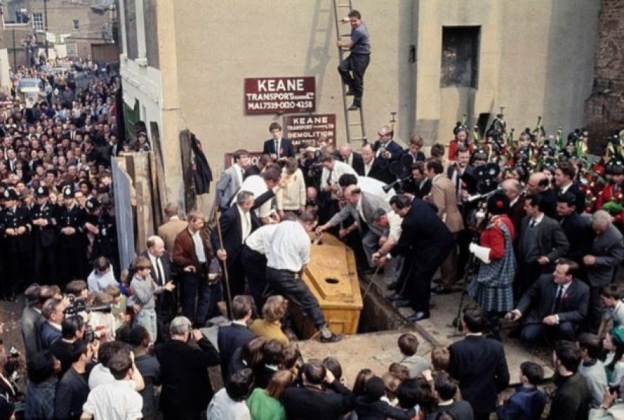 mick-meaney3A-a-incrivel-historia-do-irlandes-enterrado-vivo-por-61-dias mick-meaney3A-a-incrivel-historia-do-irlandes-enterrado-vivo-por-61-dias