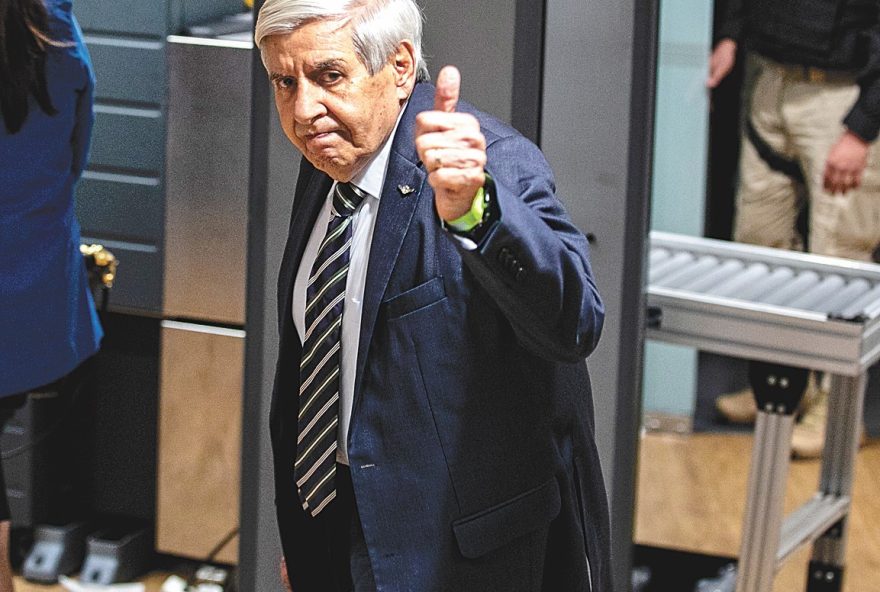 militares-pedem-prisao-domiciliar-para-heleno-e-moraes-atende militares-pedem-prisao-domiciliar-para-heleno-e-moraes-atende