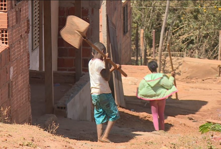 minas-gerais-lidera-reducao-de-2025-no-trabalho-infantil-em-20243A-a-importancia-de-investir-na-protecao-das-criancas
