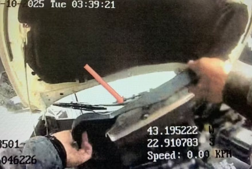 ministerio-publico-denuncia-policiais-por-crimes-no-complexo-do-alemao-peculato-violacao-de-domicilio-constrangimento-ilegal-roubo ministerio-publico-denuncia-policiais-por-crimes-no-complexo-do-alemao-peculato-violacao-de-domicilio-constrangimento-ilegal-roubo