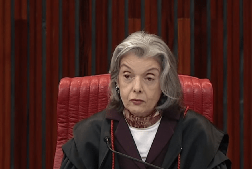 ministra-carmen-lucia-denuncia-racismo-a-comissao-de-etica-por-caso-envolvendo-colega-do-tse