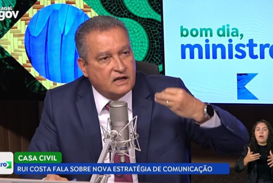 ministro-da-casa-civil-defende-isencao-de-ir-para-renda-de-ate-r24-5-mil-em-entrevista-no-canalgov3A-importancia-da-compensacao-financeira-e-coesao-governamental