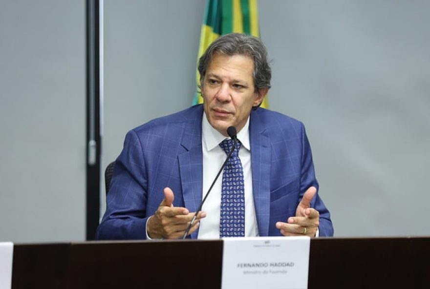 ministro-da-fazenda-explica-alta-do-dolar-com-22ruido22-na-reforma-da-renda