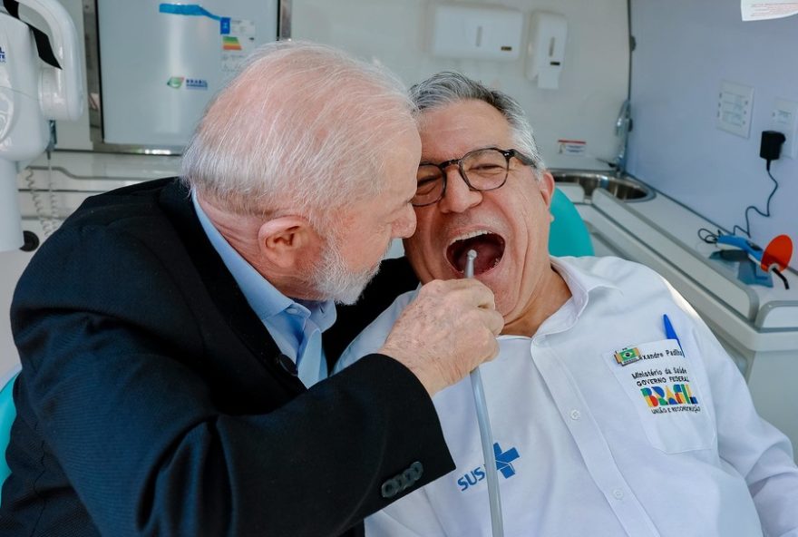 ministro-da-saude-reforca-compromisso-com-a-saude-dos-brasileiros-em-meio-a-polemicas-internacionais