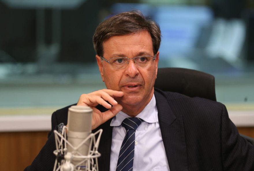 ministro-de-bolsonaro-que-tentou-obter-passaporte-portugues-para-mauro-cid-deixa-o-pl ministro-de-bolsonaro-que-tentou-obter-passaporte-portugues-para-mauro-cid-deixa-o-pl