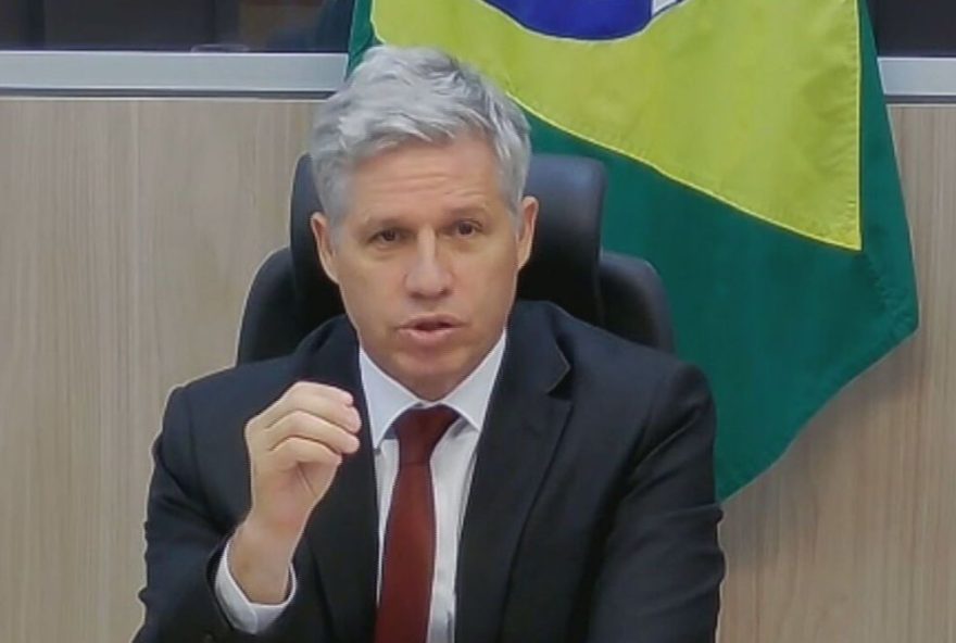 ministro-defende-relacao-saudavel-com-o-agro-e-respeito-as-regras-fiscais