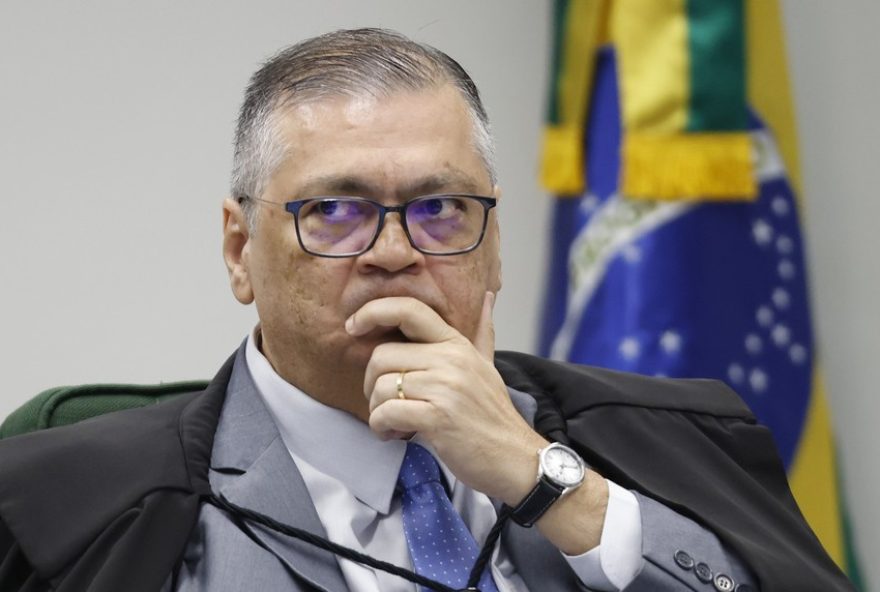 ministro-do-stf-determina-que-camara-explique-urgencia-do-pl-da-adultizacao