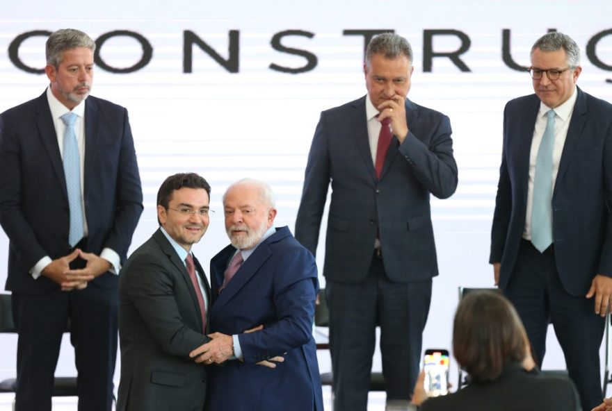 ministro-do-turismo-se-reune-com-lula-apos-ultimato-do-uniao-brasil
