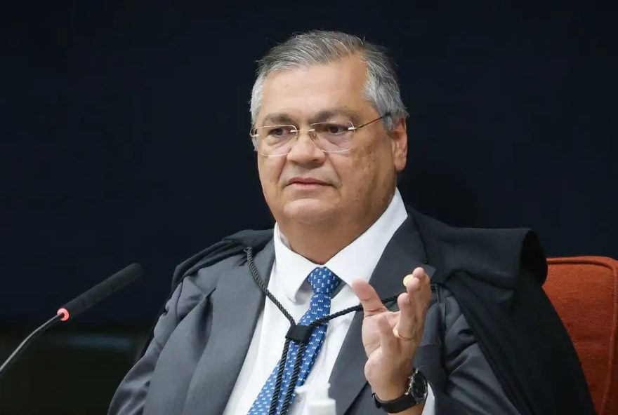 ministro-flavio-dino-cobra-explicacoes-sobre-emendas-pix-para-filme-sobre-bolsonaro ministro-flavio-dino-cobra-explicacoes-sobre-emendas-pix-para-filme-sobre-bolsonaro