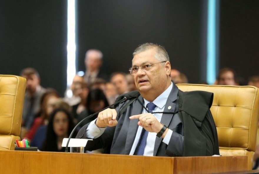 ministro-flavio-dino-faz-alerta-contra-avanco-do-pl-da-dosimetria