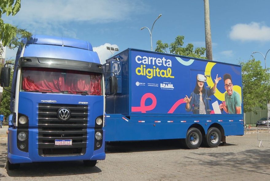 ministro-lanca-projeto-federal-de-cursos-gratuitos-em-tecnologia-para-trans-e-travestis-no-recife3B-saiba-como-participar