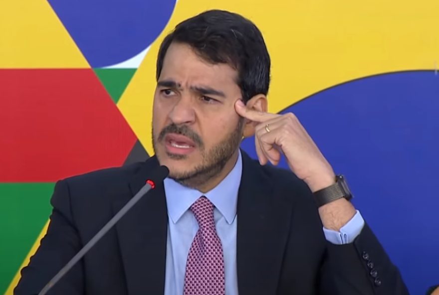 ministro-messias-pode-ser-convocado-para-esclarecer-omissao-da-agu-em-caso-envolvendo-o-irmao-de-lula