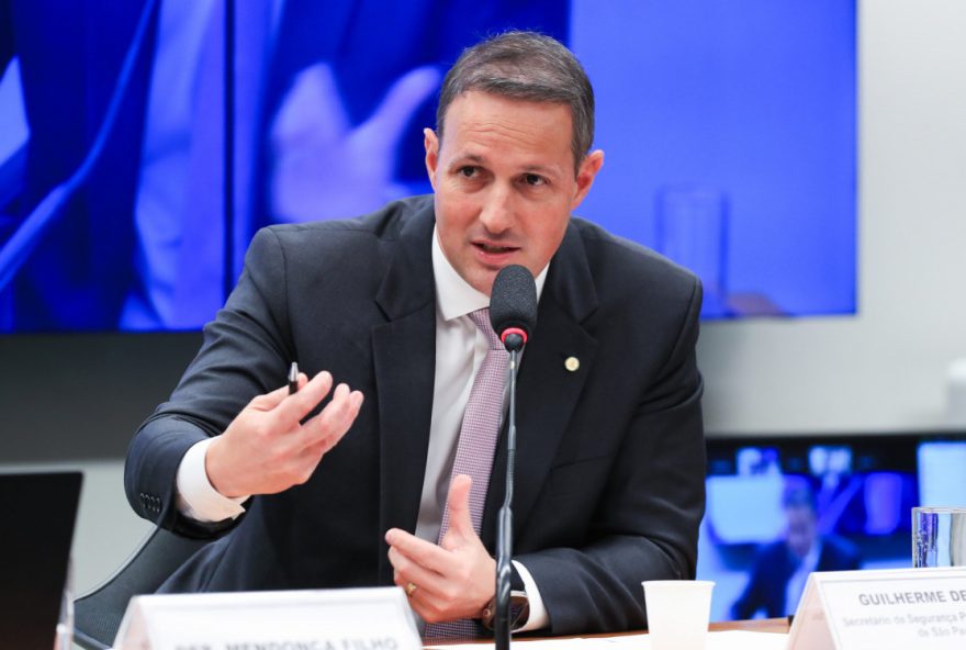 ministro-moraes-autoriza-visita-de-guilherme-derrite-a-bolsonaro-na-papudinha ministro-moraes-autoriza-visita-de-guilherme-derrite-a-bolsonaro-na-papudinha