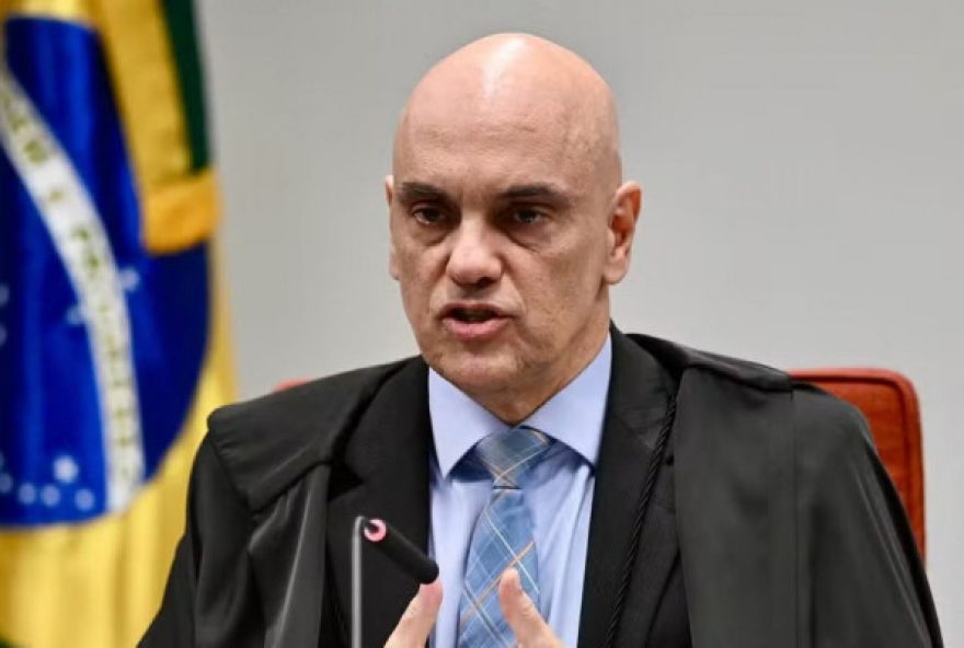 ministro-moraes-da-48-horas-para-pgr-opinar-sobre-explicacoes-de-bolsonaro