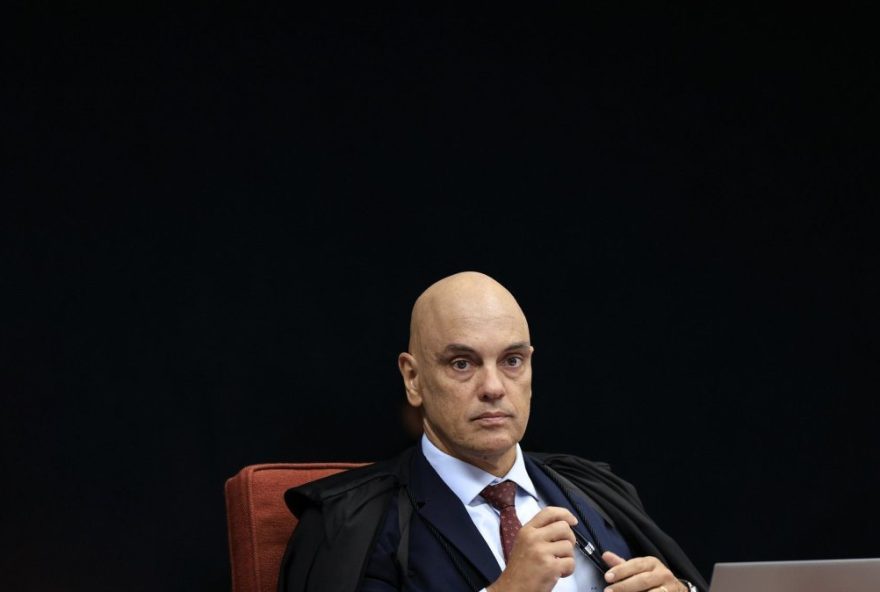 ministro-moraes-defende-interpretacao-de-leis-para-punir-crimes-nas-redes-sociais