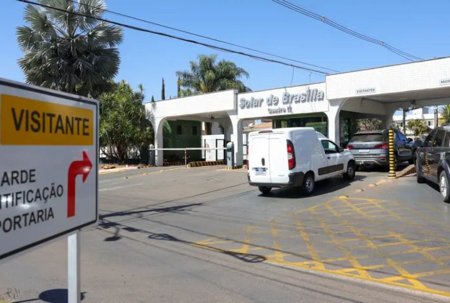 ministro-moraes-ordena-vistoria-na-residencia-de-bolsonaro