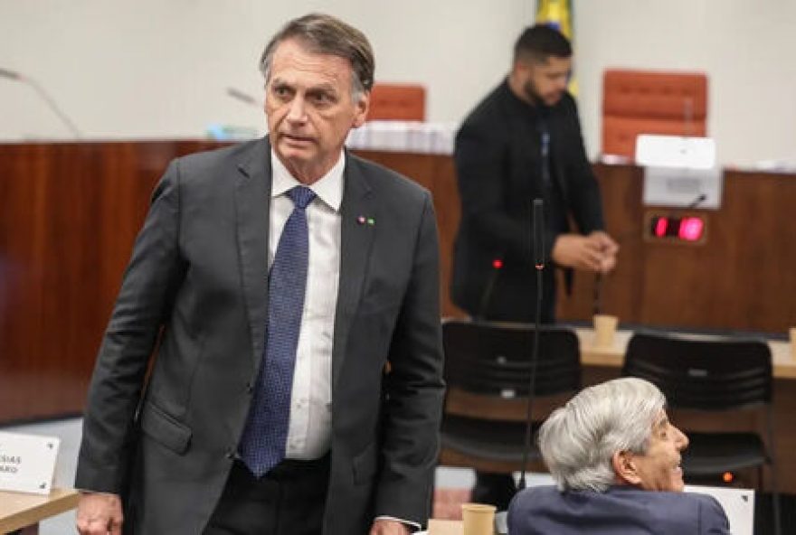ministro-moraes-vota-para-condenar-bolsonaro-por-tentativa-de-golpe-de-estado