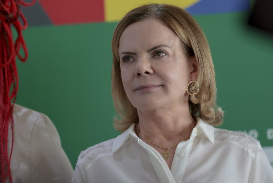 ministros-de-lula-negam-acordo-com-motta-para-penduricalho-extrateto ministros-de-lula-negam-acordo-com-motta-para-penduricalho-extrateto