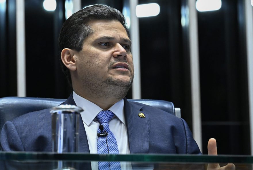 ministros-do-stf-se-dividem-sobre-proposta-de-anistia-soft-de-alcolumbre