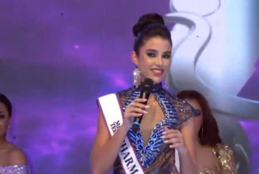 miss-brasil-teen-desmaia-na-final-de-concurso-internacional3A-video-do-susto-na-colombia-292F11