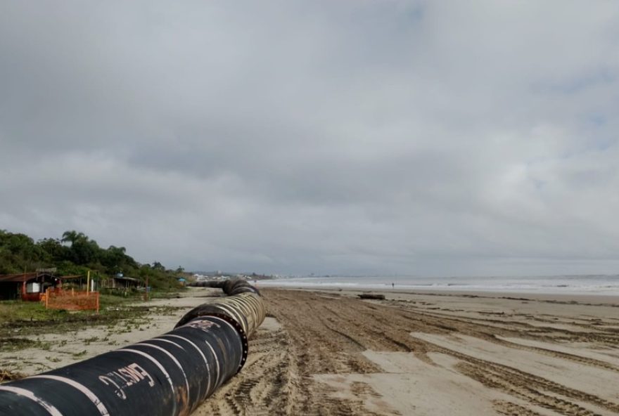 montagem-da-tubulacao-inicia-para-megaobra-inedita-em-praia-de-itapoa2C-sc montagem-da-tubulacao-inicia-para-megaobra-inedita-em-praia-de-itapoa2C-sc