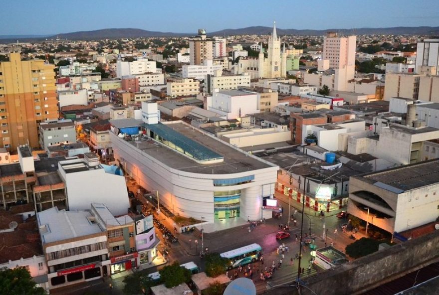 montes-claros3A-boom-de-empregos-e-investimentos-impulsionam-economia-local