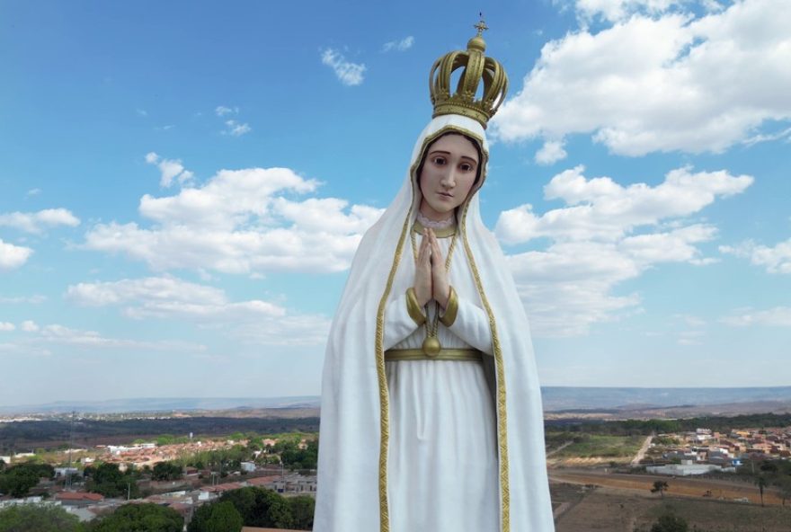 monumento-de-nossa-senhora-de-fatima-no-crato3A-inauguracao-historica-com-presencas-ilustres-e-emocao-garantida