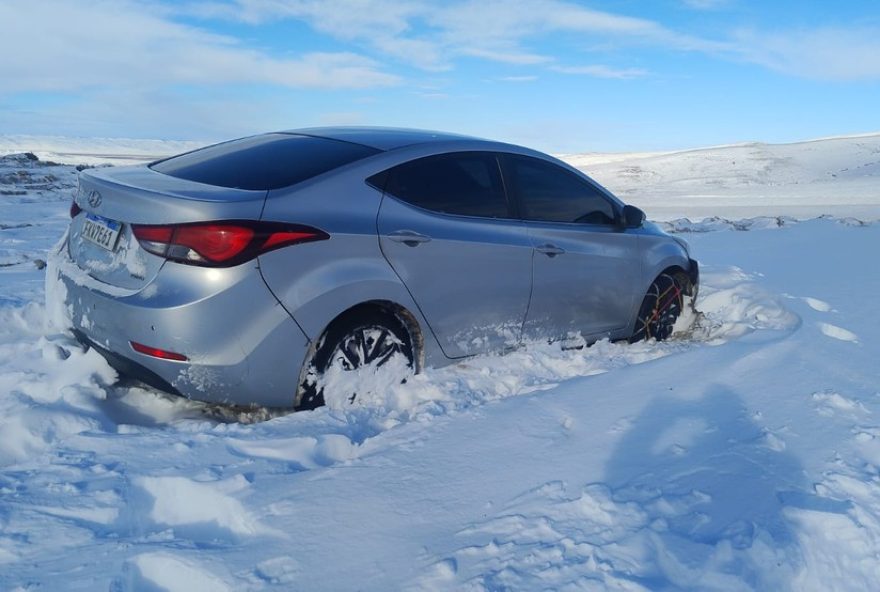 morador-de-curitiba-resgatado-apos-ficar-preso-na-neve-na-patagonia