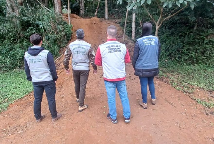 morador-e-autuado-por-captar-agua-ilegalmente-no-parque-da-lajinha2C-em-juiz-de-fora3A-entenda-as-penalidades